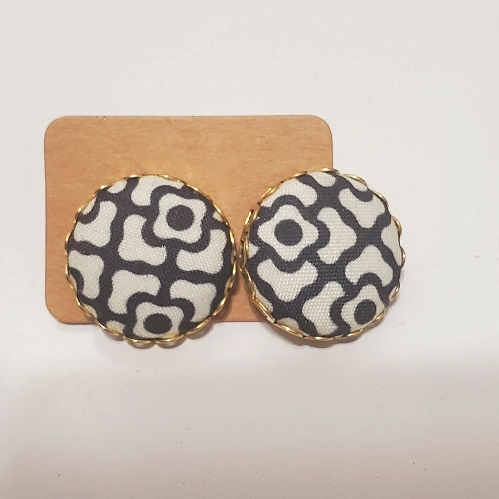 Plunder Earring. 🌴 - Picture 2 of 4
